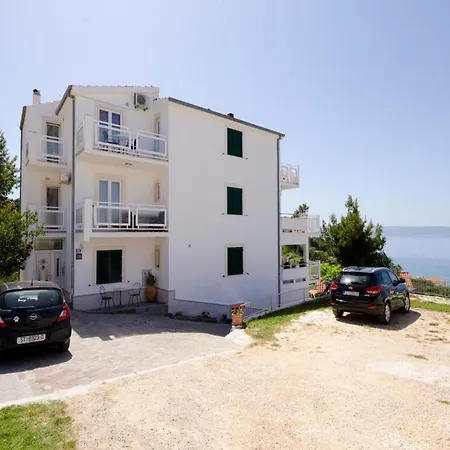 Bandalo Apartment *